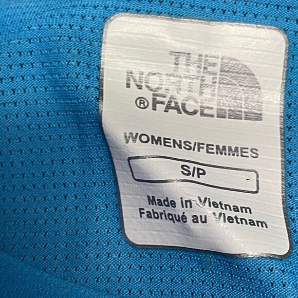 The North Face blue long sleeve flash dry top, size small - Picture 10 of 13